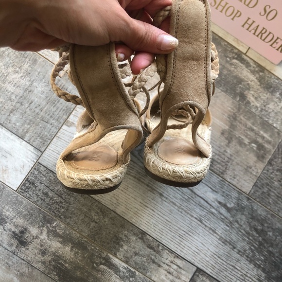 Schutz Faux Suede espadrilles - Picture 5 of 7